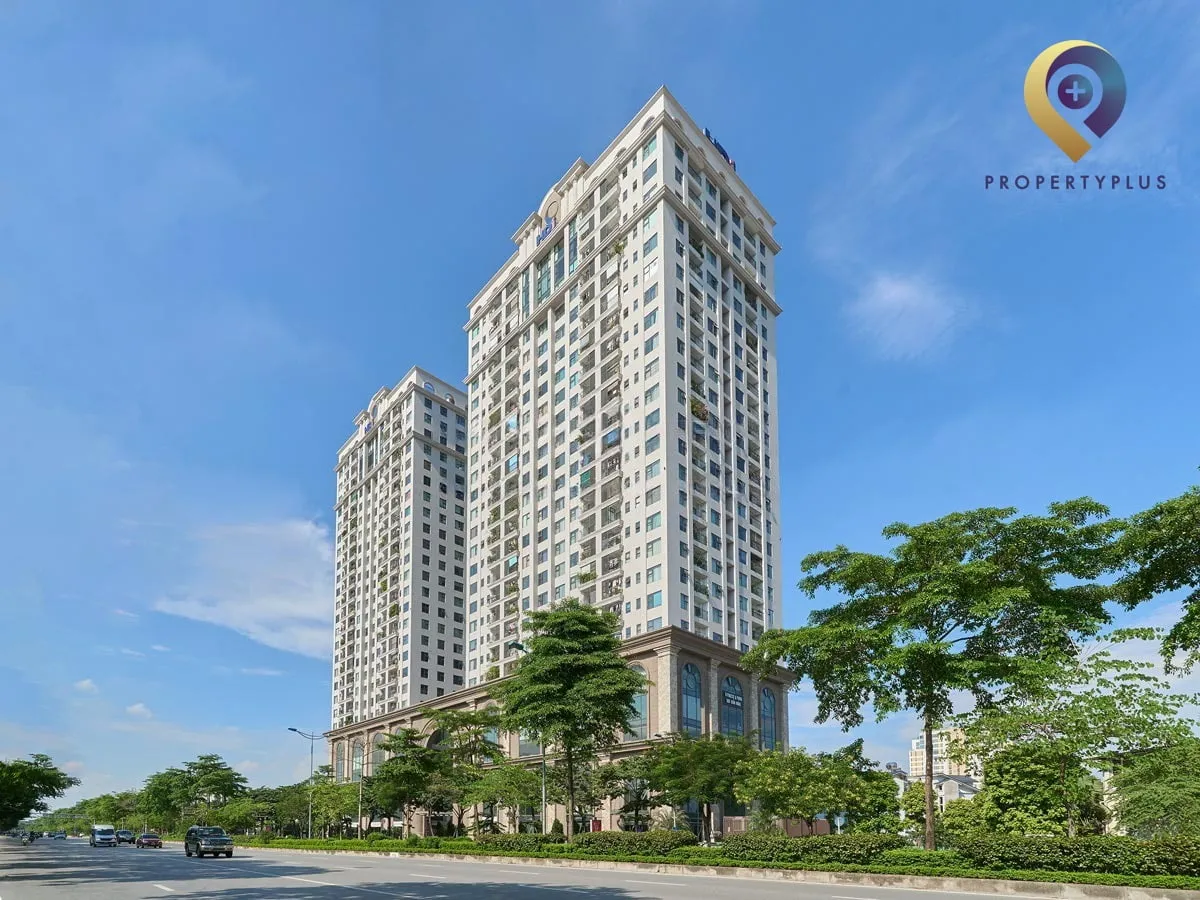 HDI Tay Ho building exterior with clear sky background
